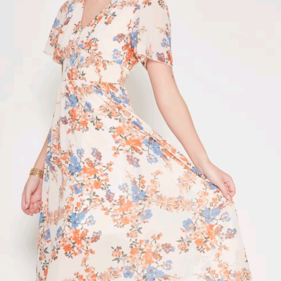 Fun dresses - Picture 4 of 4